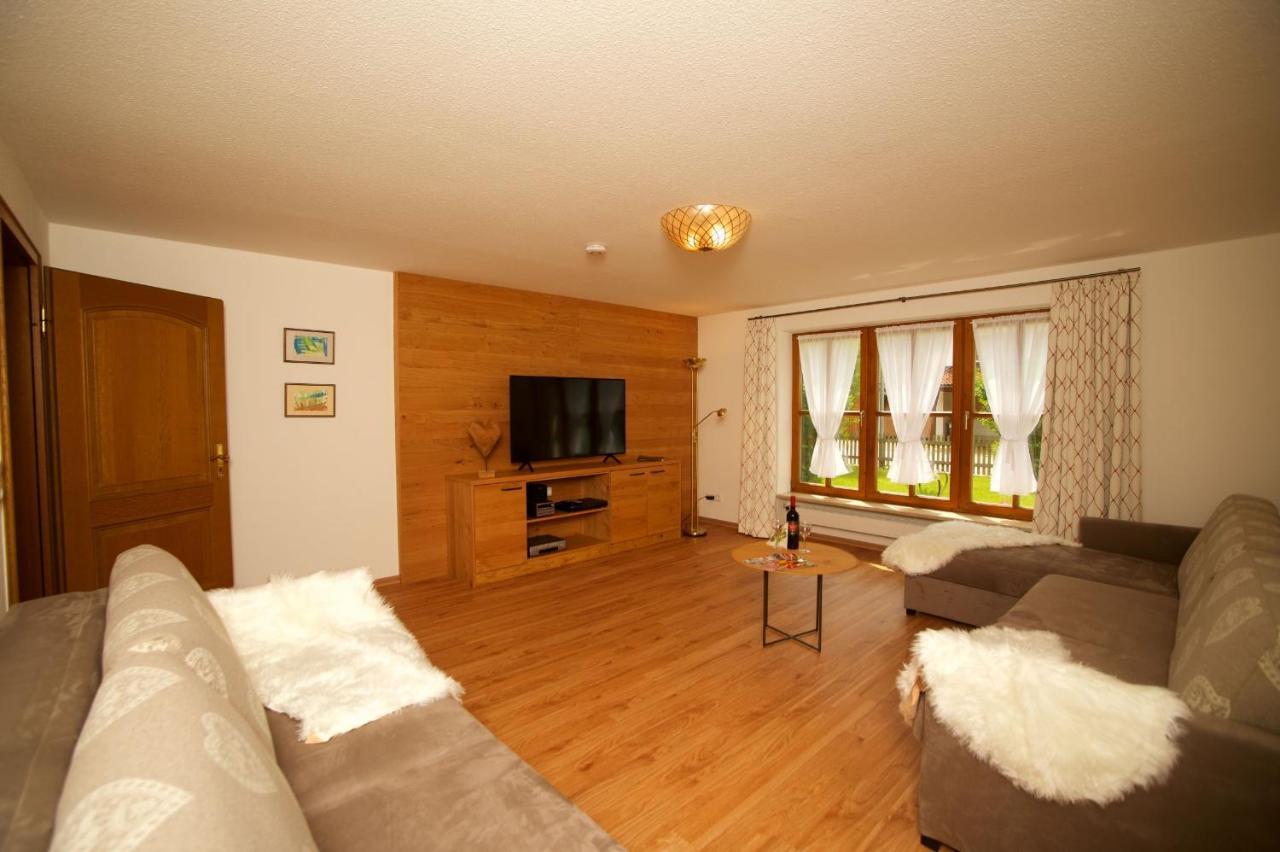 Füssen Ferienhaus Rosa 2 & 5 מראה חיצוני תמונה
